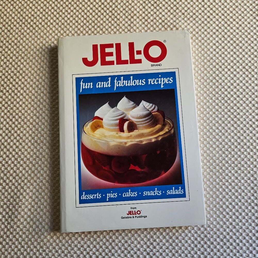 Jell-O Fun and Fabulous Recipes‎ Vintage 1988 Hardcover Cookbook